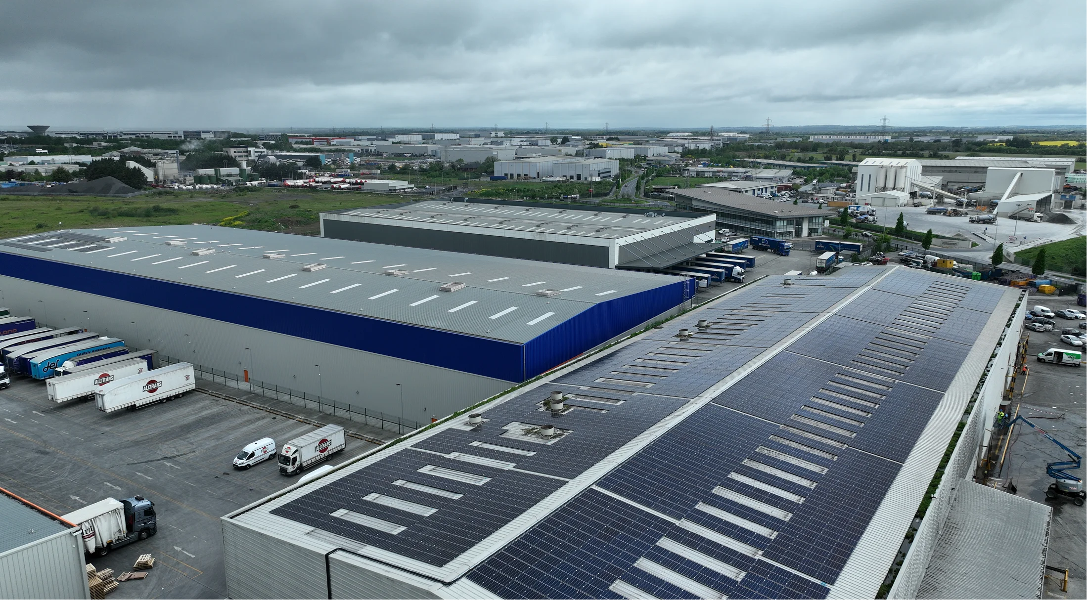 Overview of the Panda Cappagh rooftop with 1,989 Longi 415W panels
